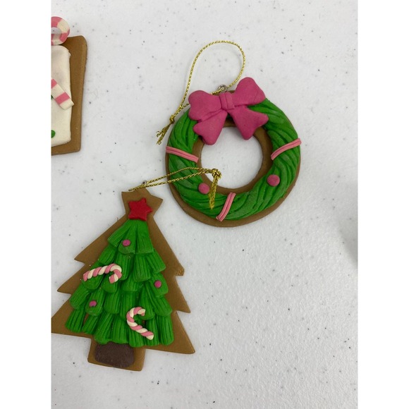 Christmas Ornaments Clay Dough Lot Of 4 Santa Wreath Christmas Tree Present - Picture 3 of 5